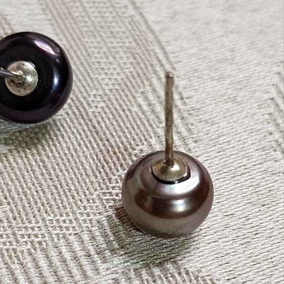 VINTAGE MISMATCHED HAITIAN PEARL STUD EARRINGS – 925 STERLING SILVER, AS-IS - Picture 13 of 14